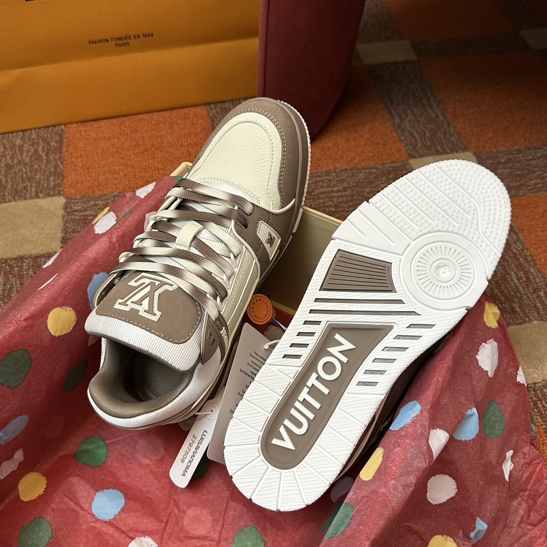 LOUIS VUITTON TRAINERS