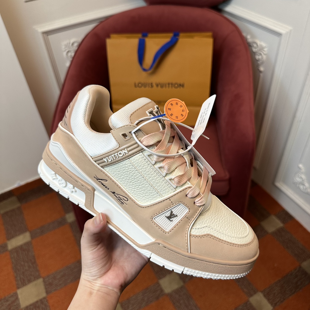 LOUIS VUITTON TRAINERS