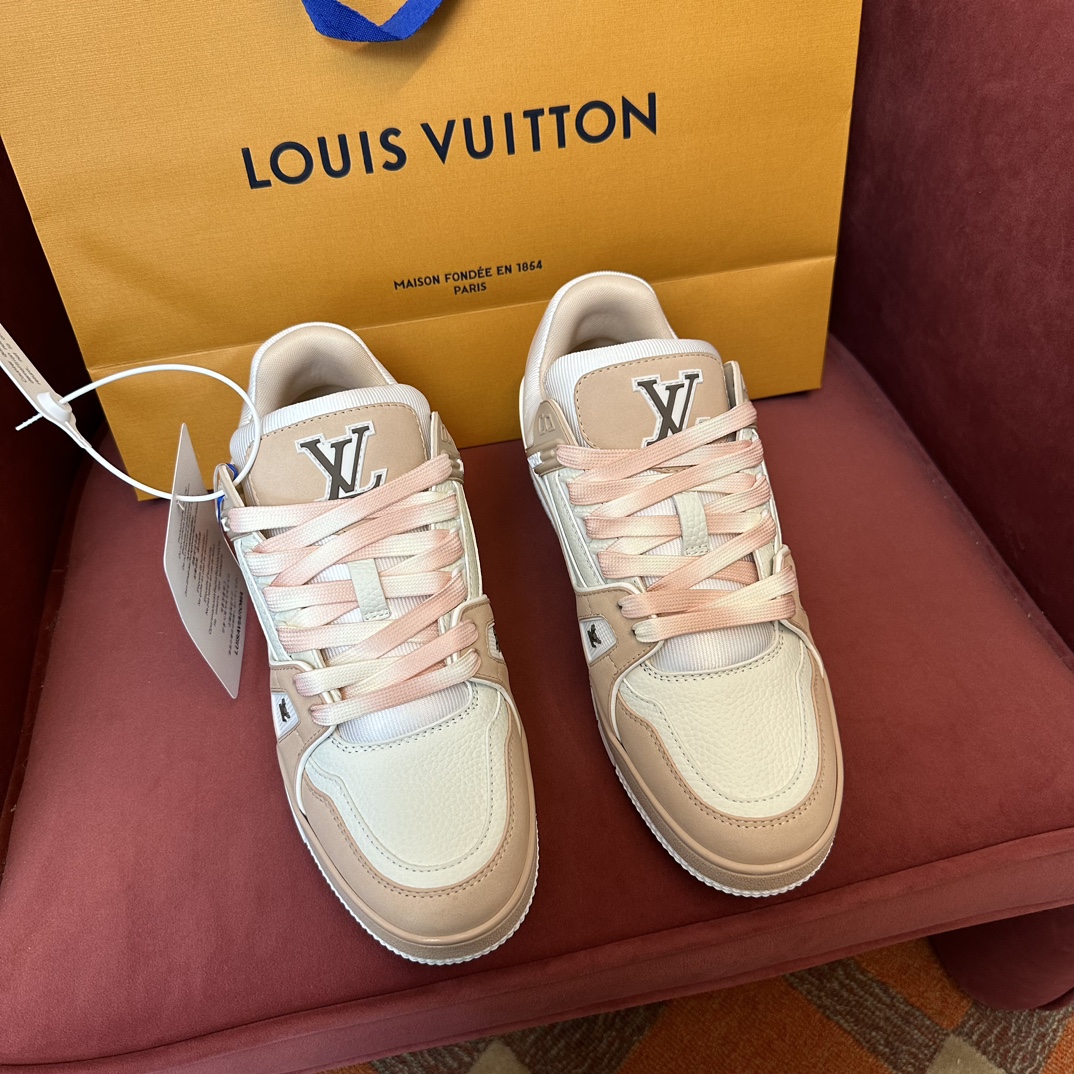 LOUIS VUITTON TRAINERS