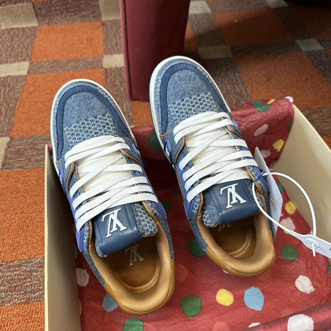 LOUIS VUITTON TRAINERS