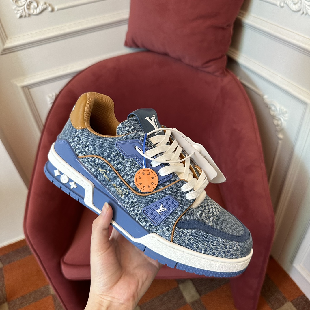 LOUIS VUITTON TRAINERS