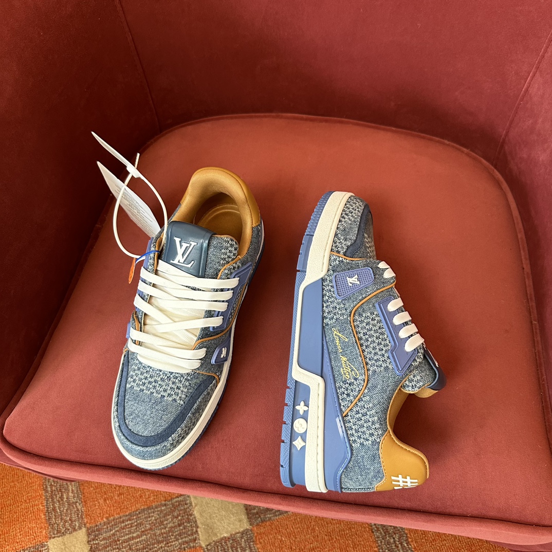 LOUIS VUITTON TRAINERS