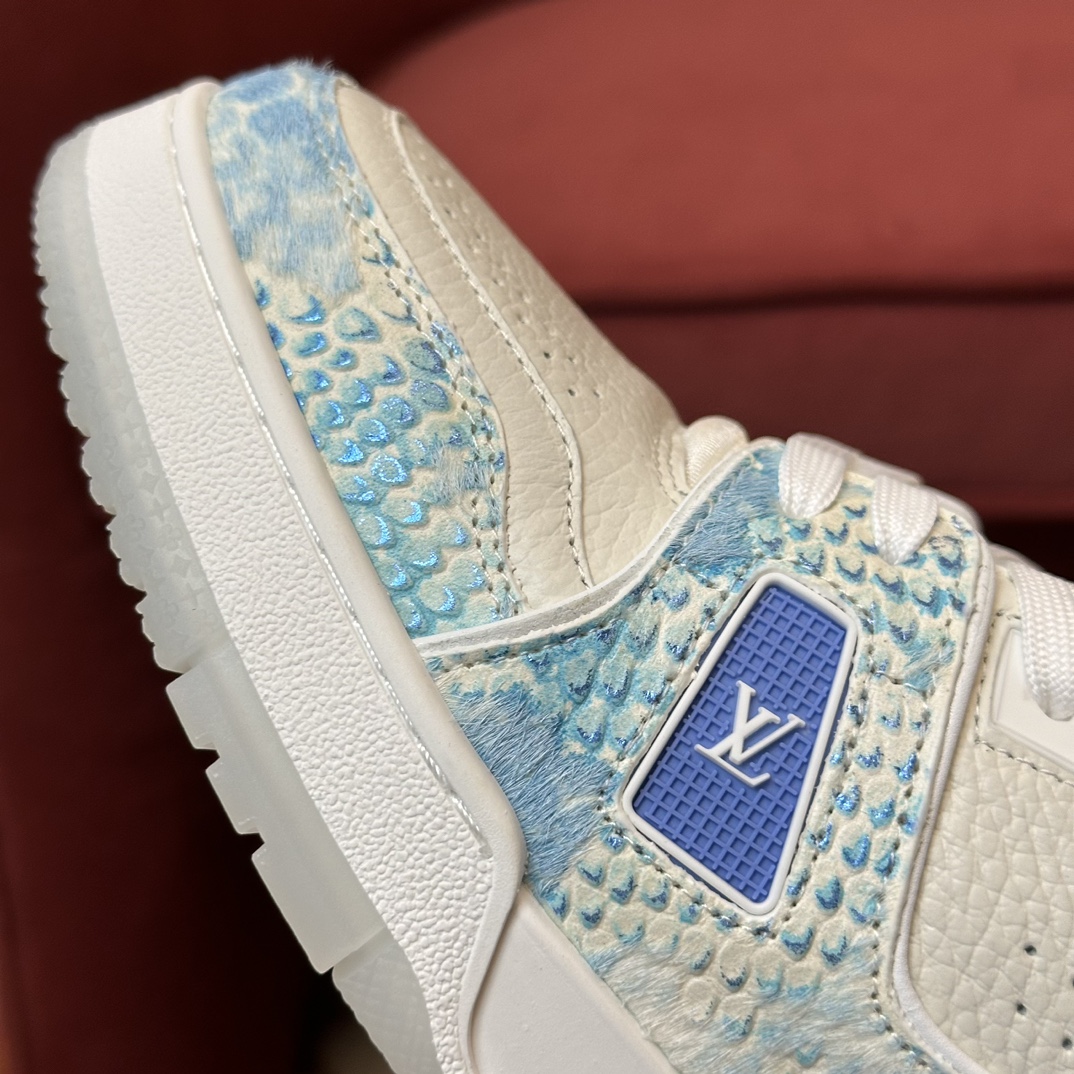 LOUIS VUITTON TRAINERS