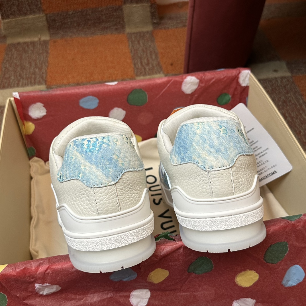 LOUIS VUITTON TRAINERS