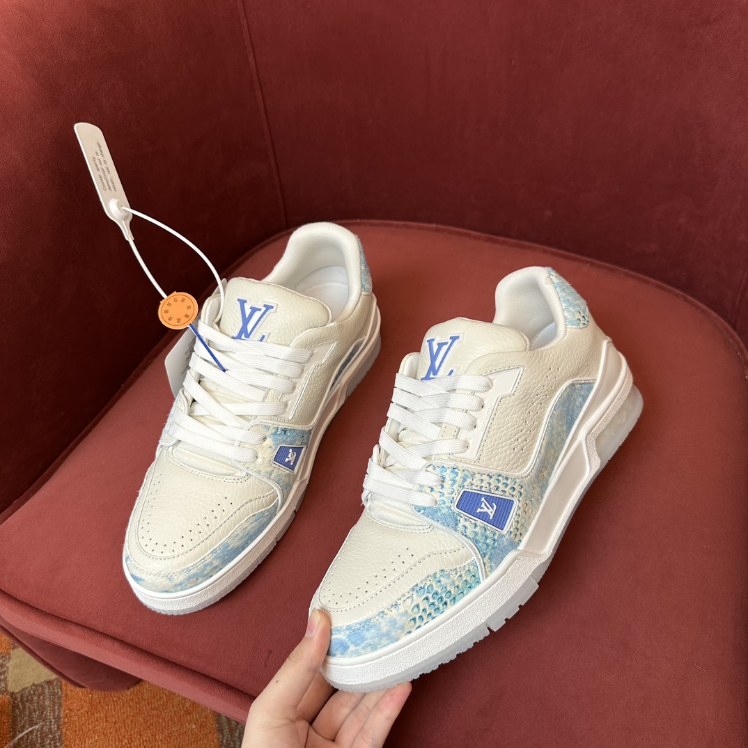 LOUIS VUITTON TRAINERS