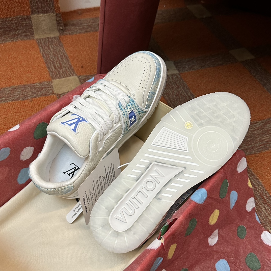 LOUIS VUITTON TRAINERS