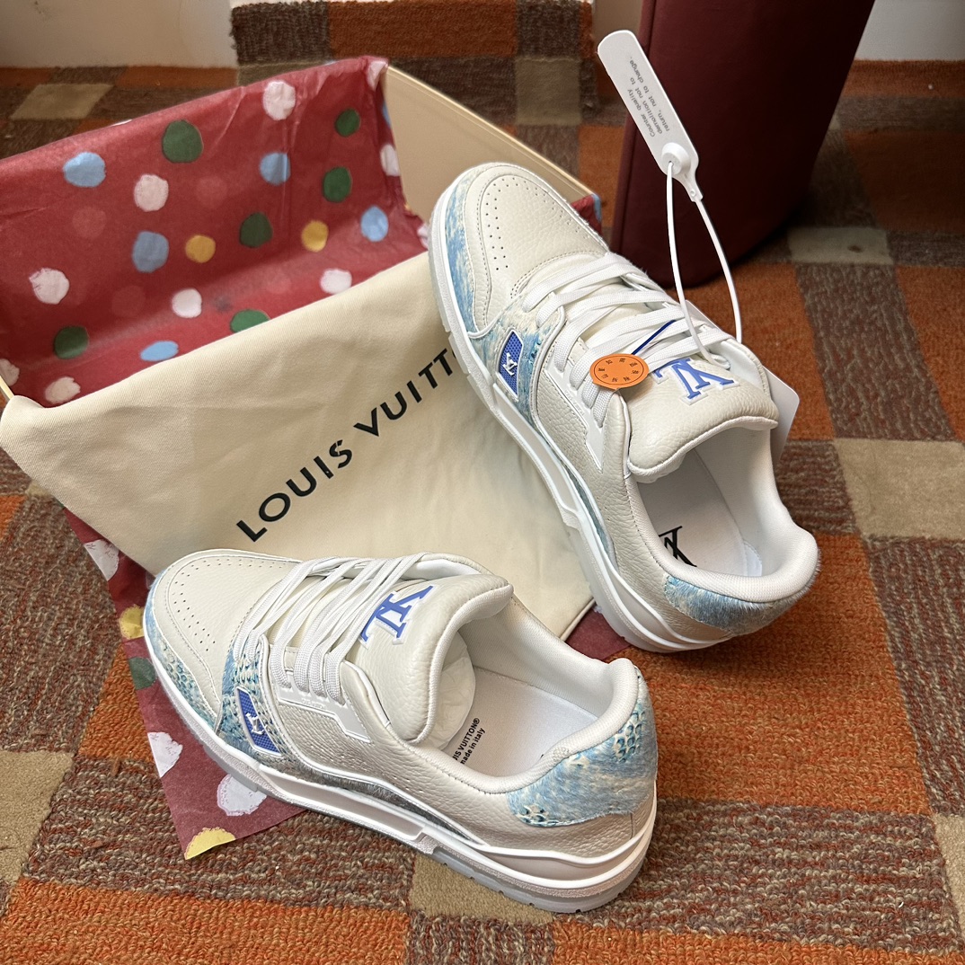 LOUIS VUITTON TRAINERS