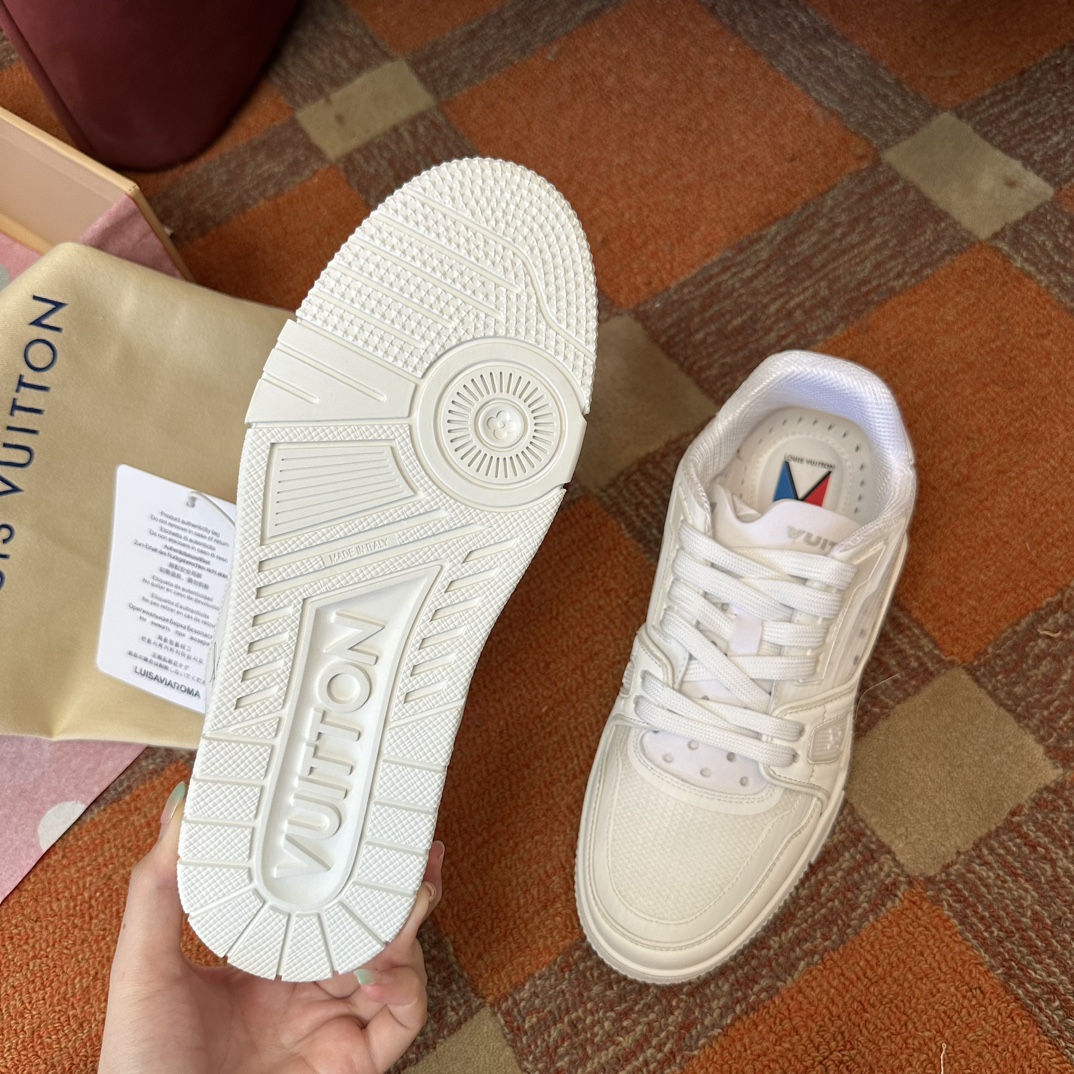 LOUIS VUITTON TRAINERS