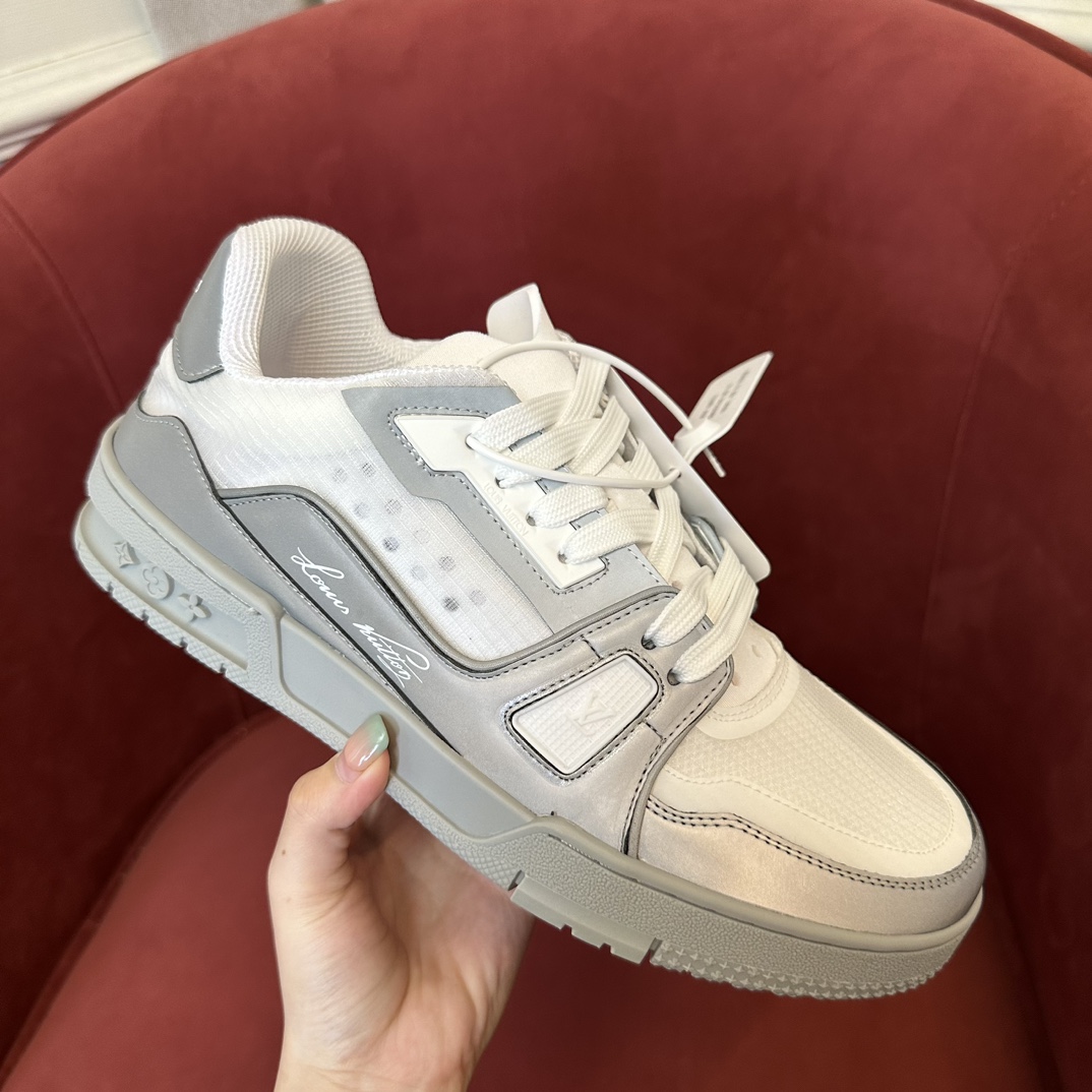 LOUIS VUITTON TRAINERS