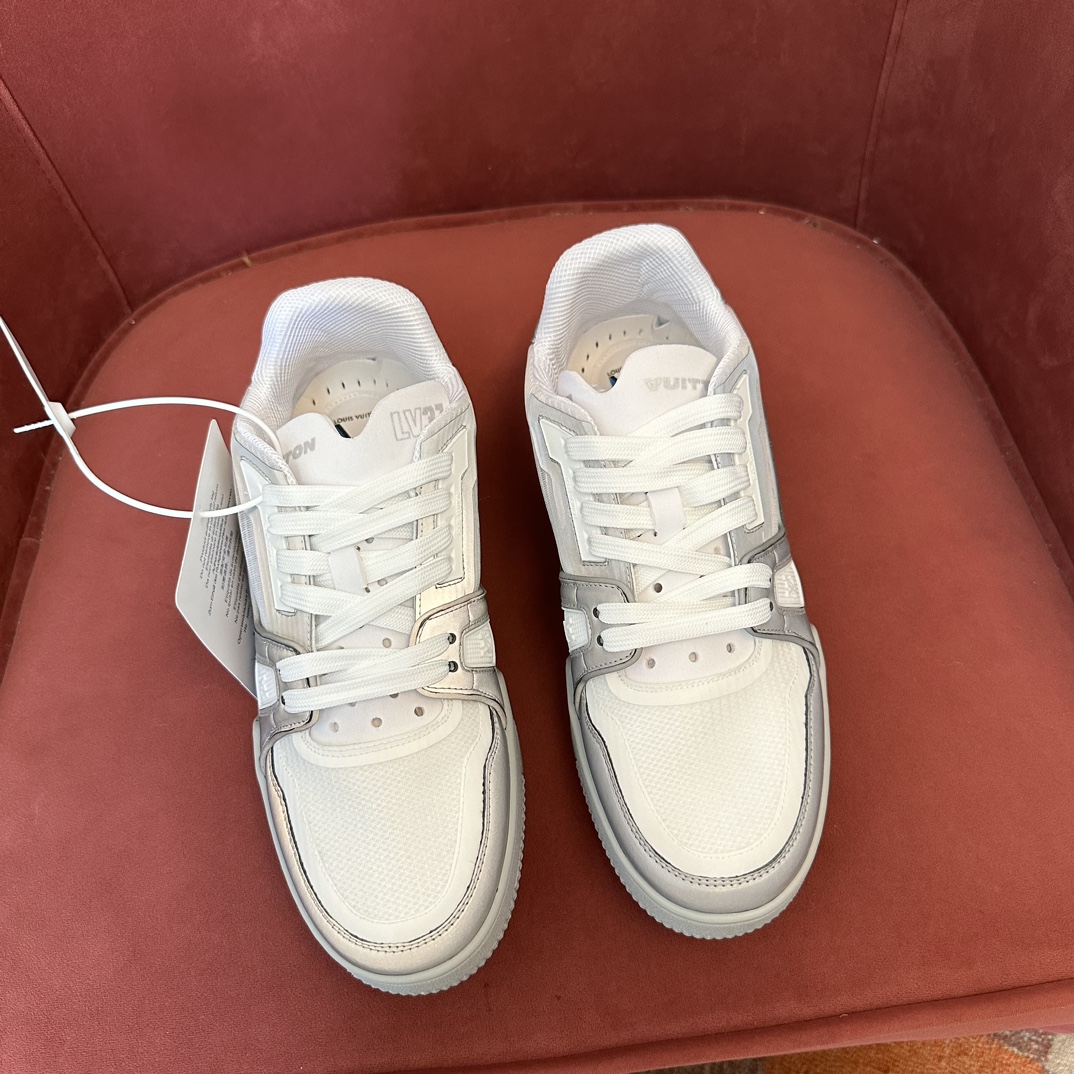 LOUIS VUITTON TRAINERS