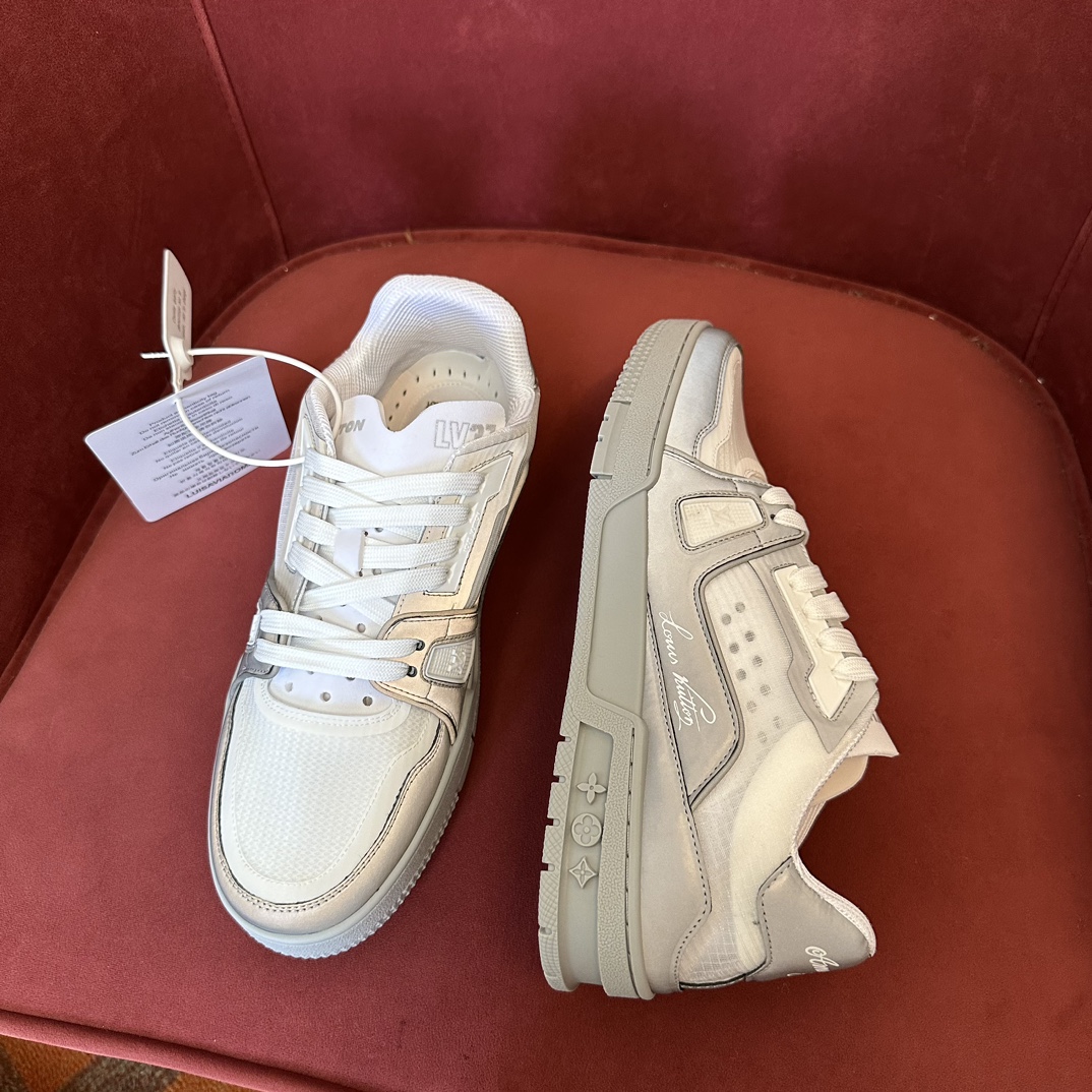 LOUIS VUITTON TRAINERS