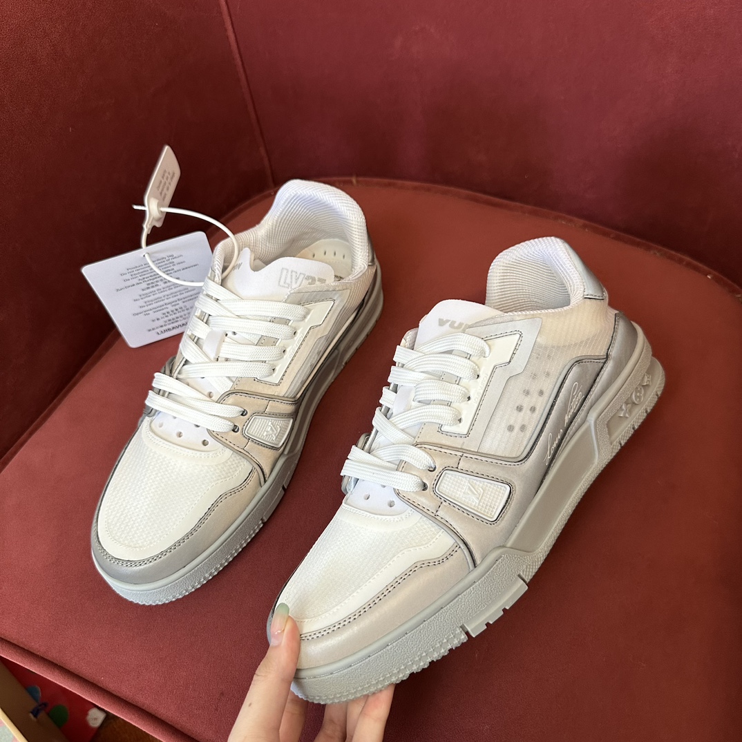 LOUIS VUITTON TRAINERS