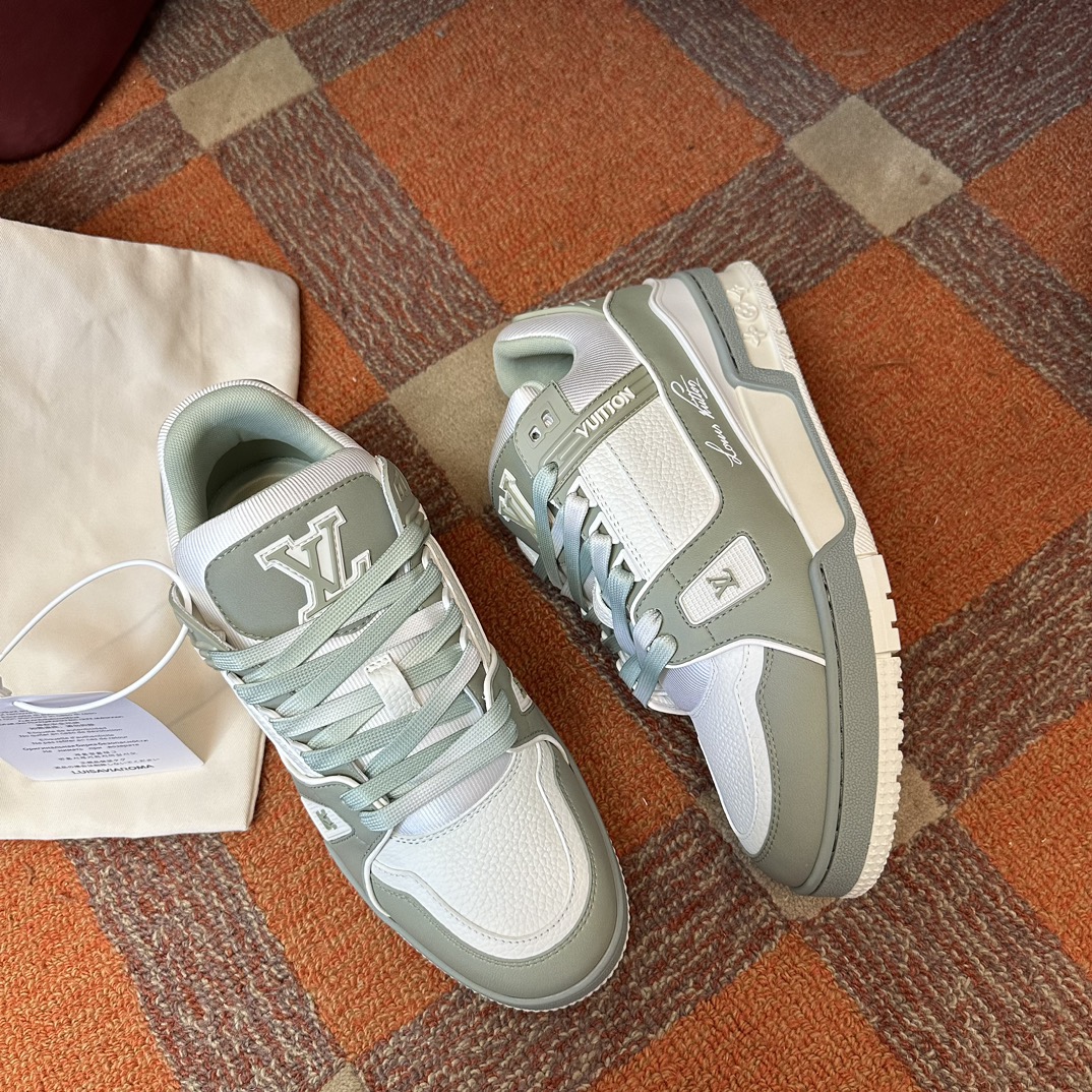 LOUIS VUITTON TRAINERS