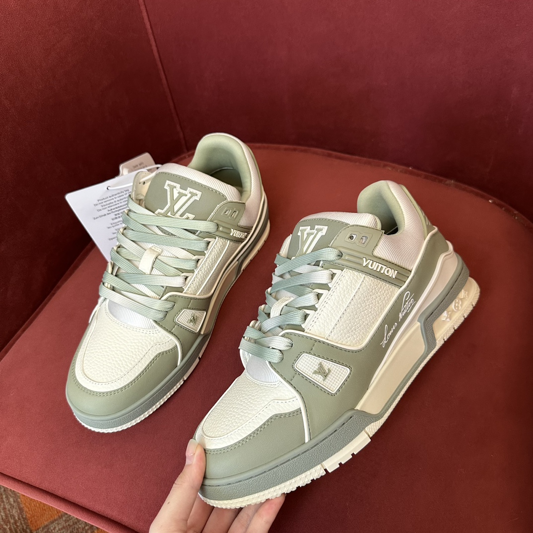 LOUIS VUITTON TRAINERS