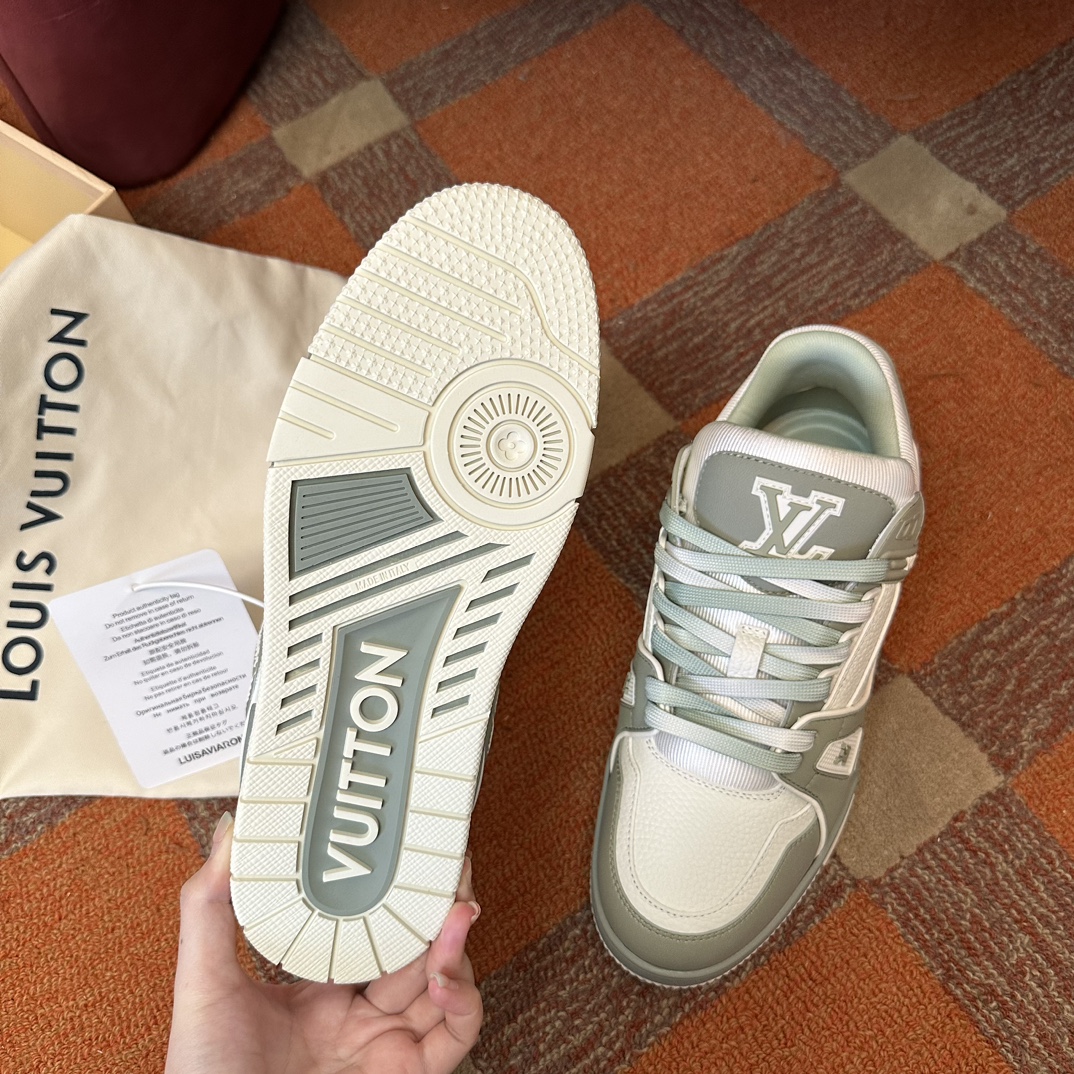 LOUIS VUITTON TRAINERS