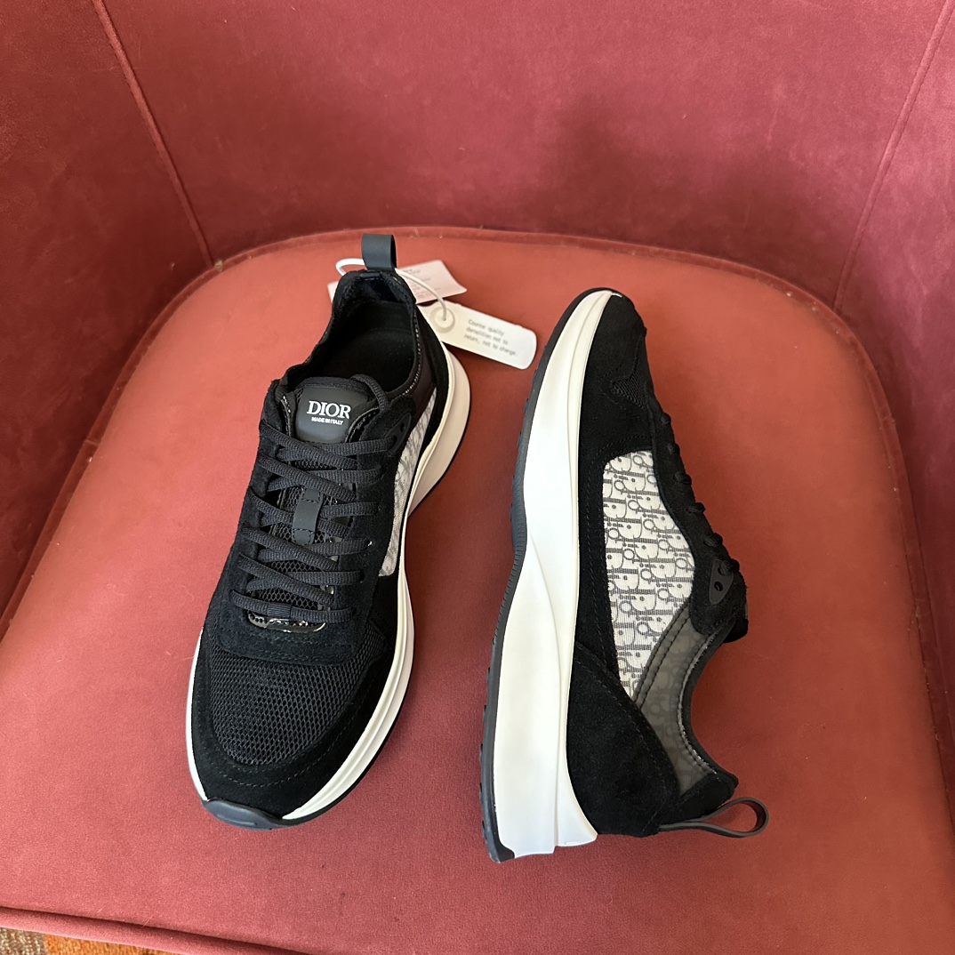 DIOR B25 RUNNER
