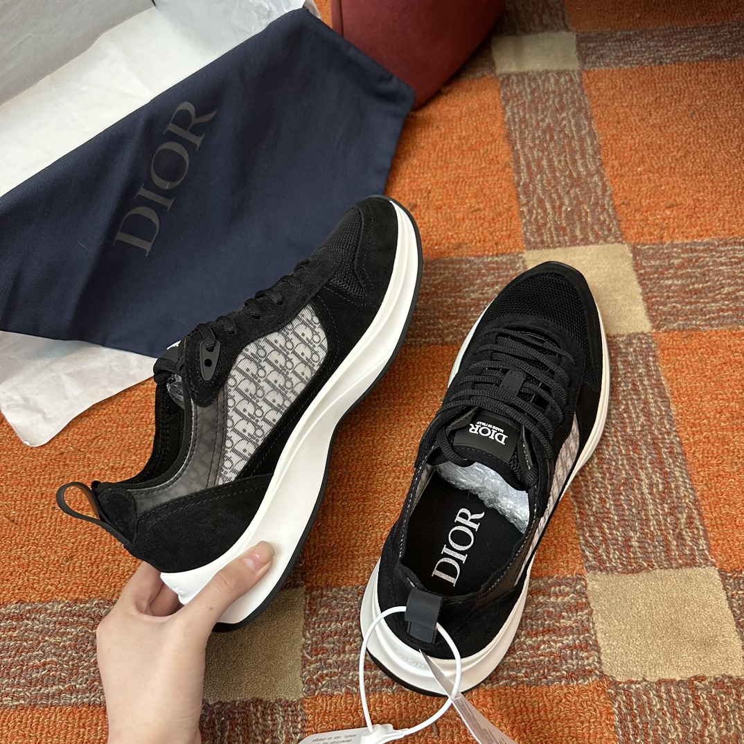 DIOR B25 RUNNER