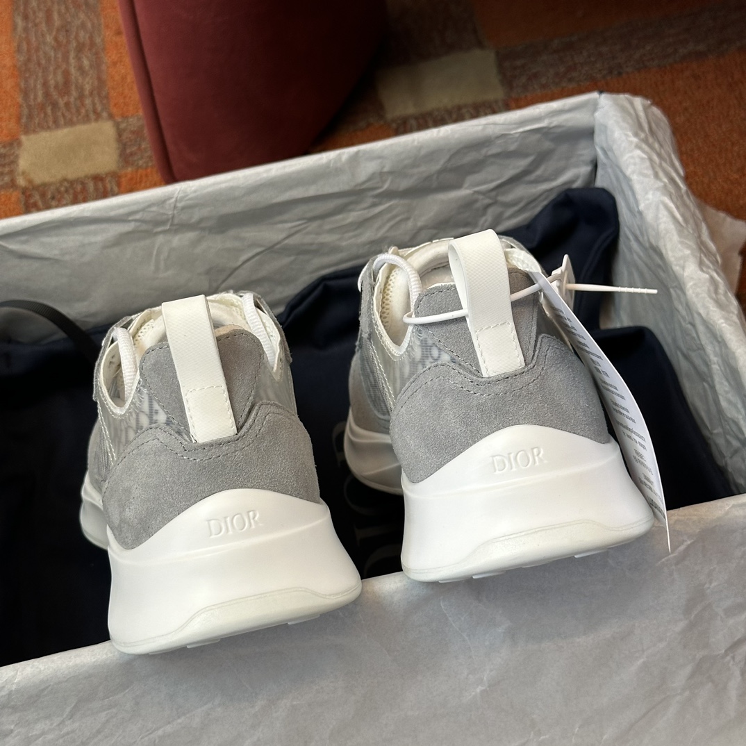 DIOR B25 RUNNER