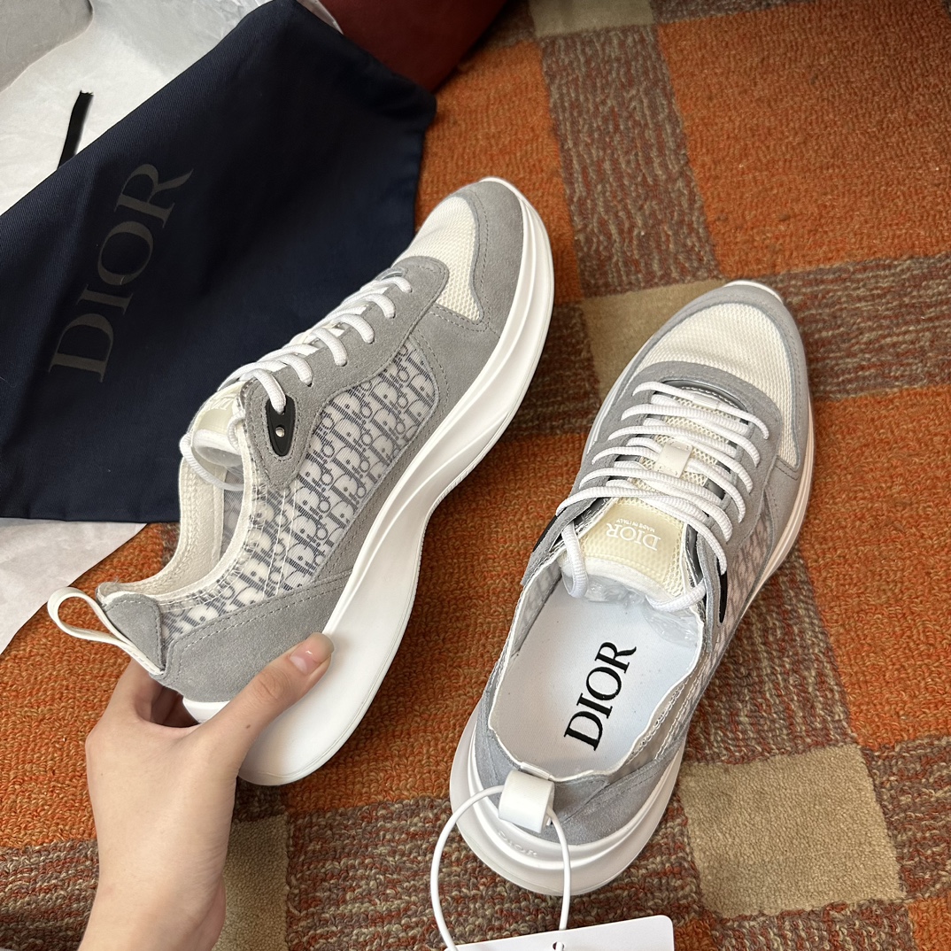 DIOR B25 RUNNER