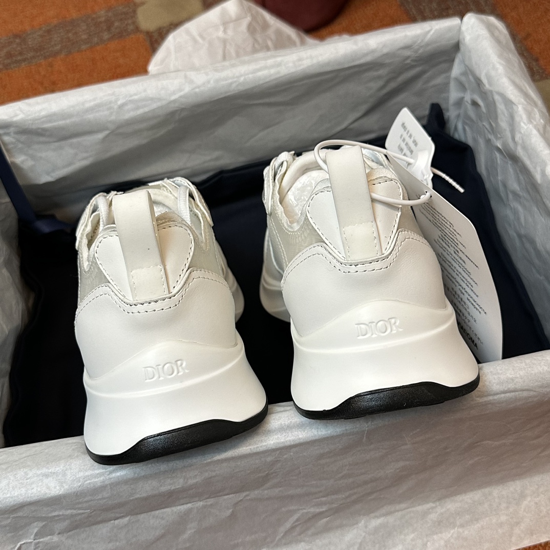 DIOR B25 RUNNER