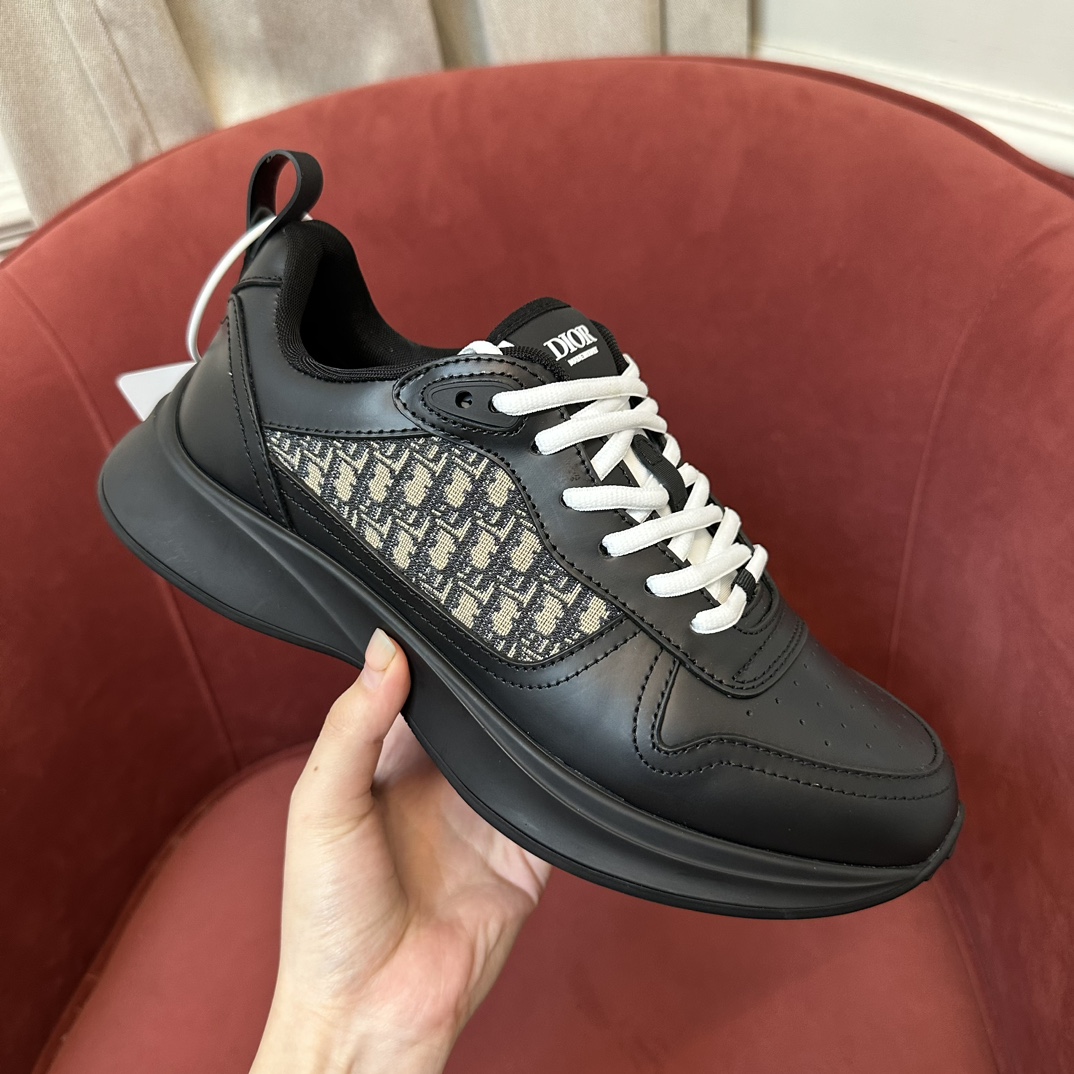 DIOR B25 RUNNER
