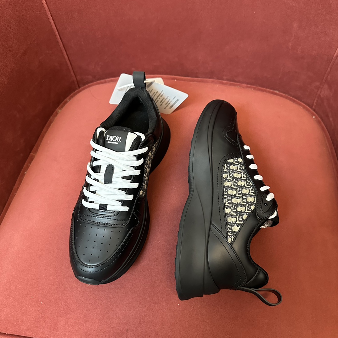 DIOR B25 RUNNER