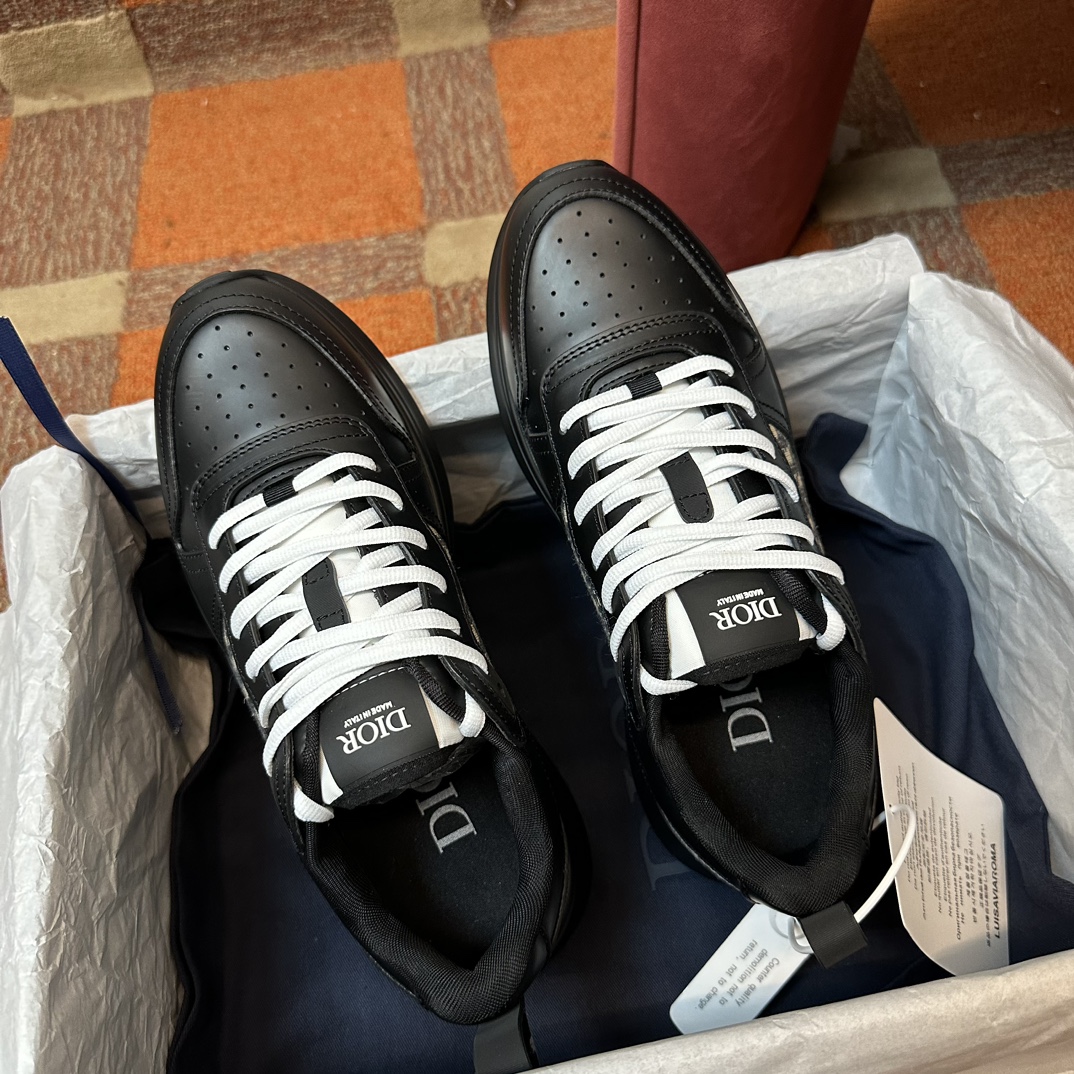 DIOR B25 RUNNER