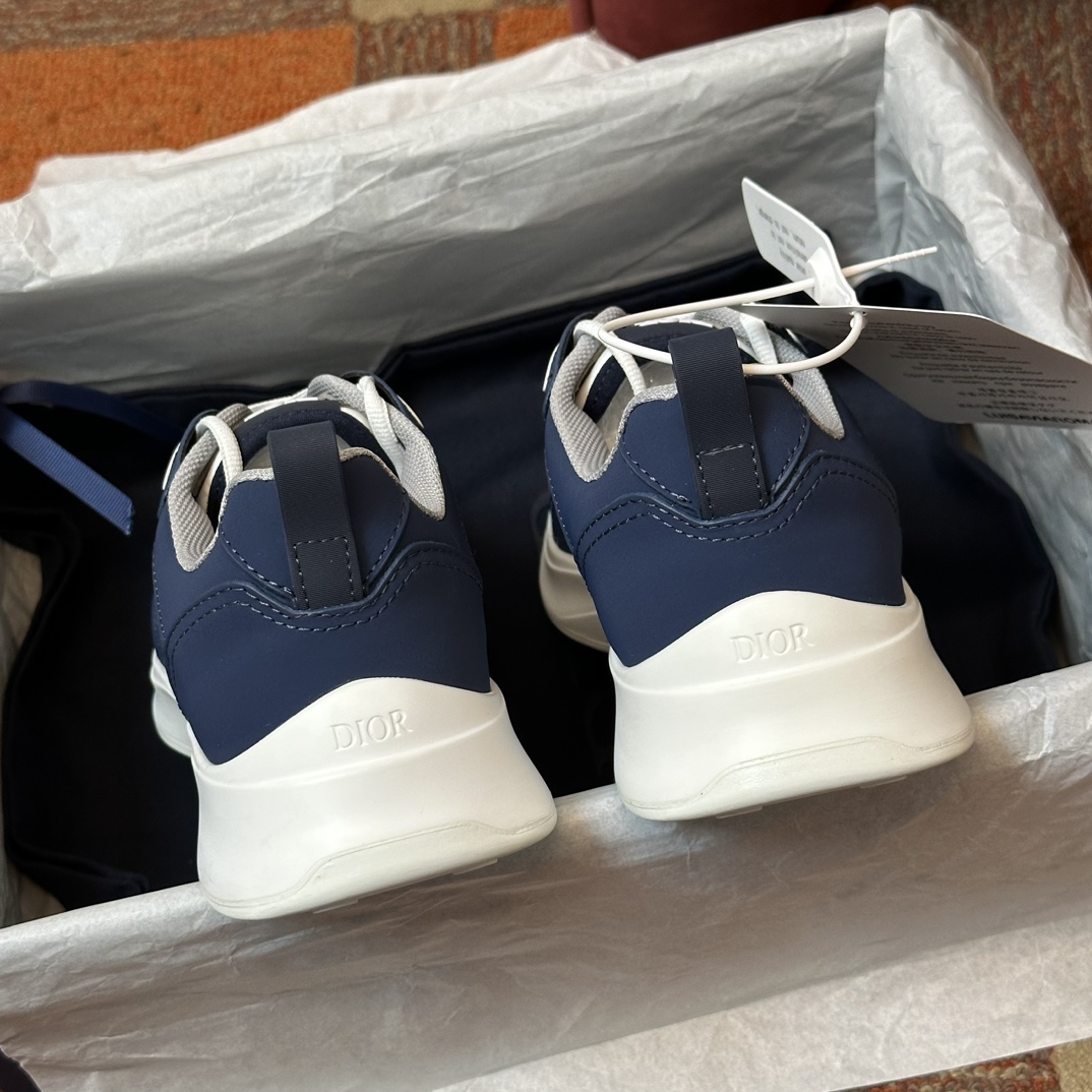 DIOR B25 RUNNER