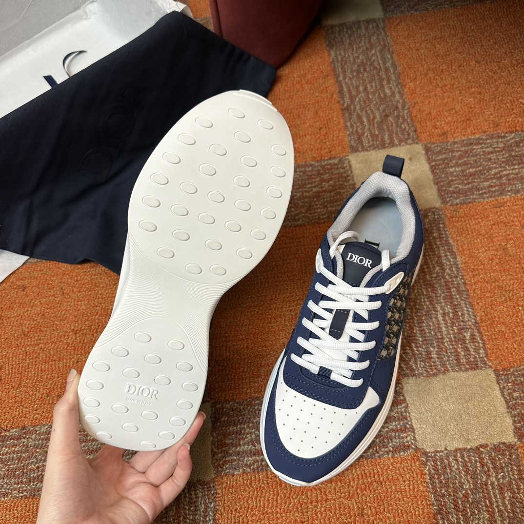 DIOR B25 RUNNER