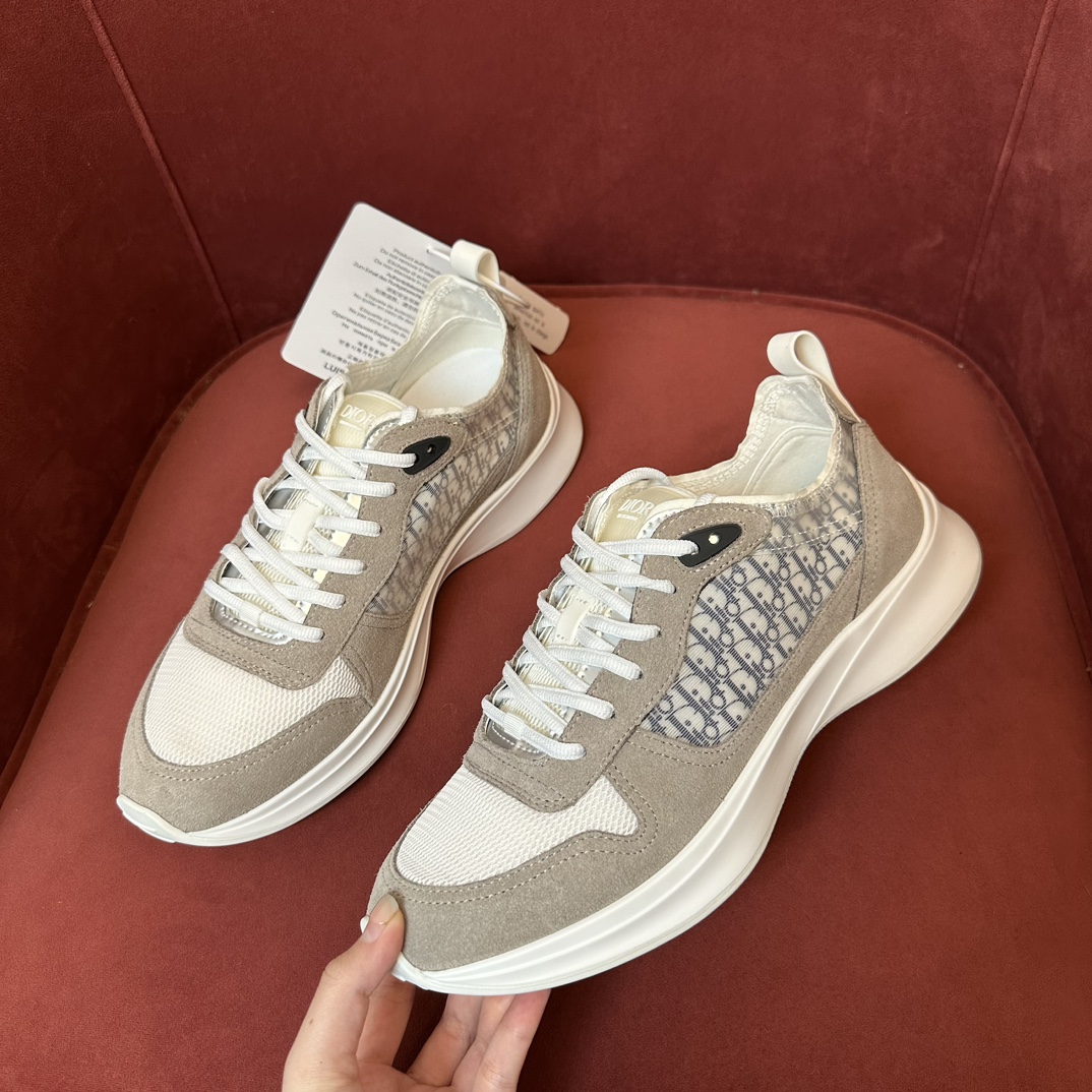 DIOR B25 RUNNER