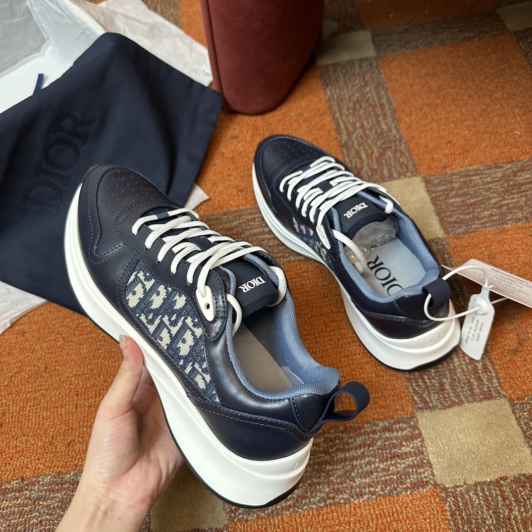 DIOR B25 RUNNER