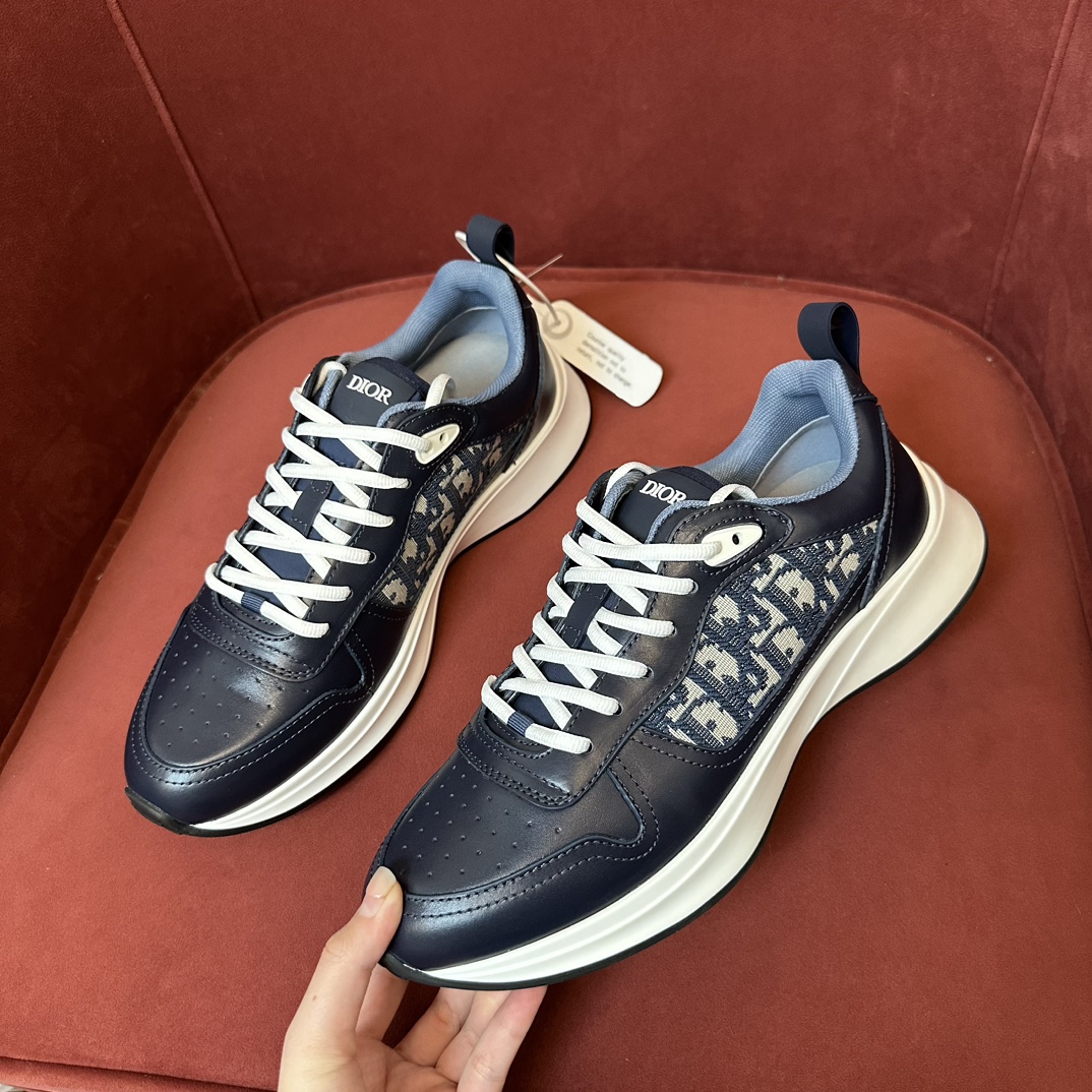 DIOR B25 RUNNER