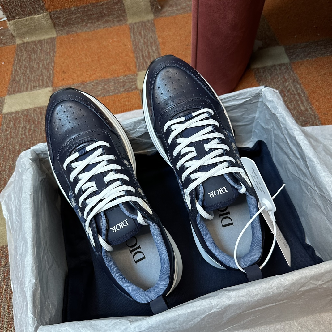 DIOR B25 RUNNER