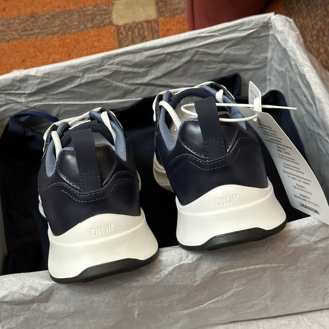 DIOR B25 RUNNER