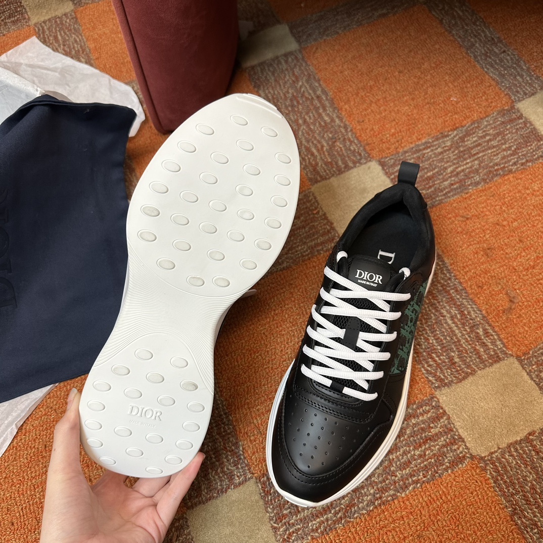 DIOR B25 RUNNER