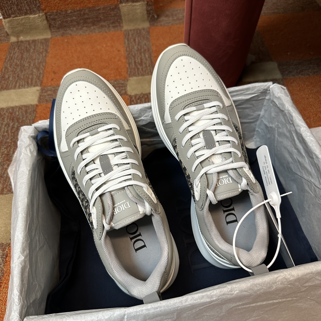 DIOR B25 RUNNER