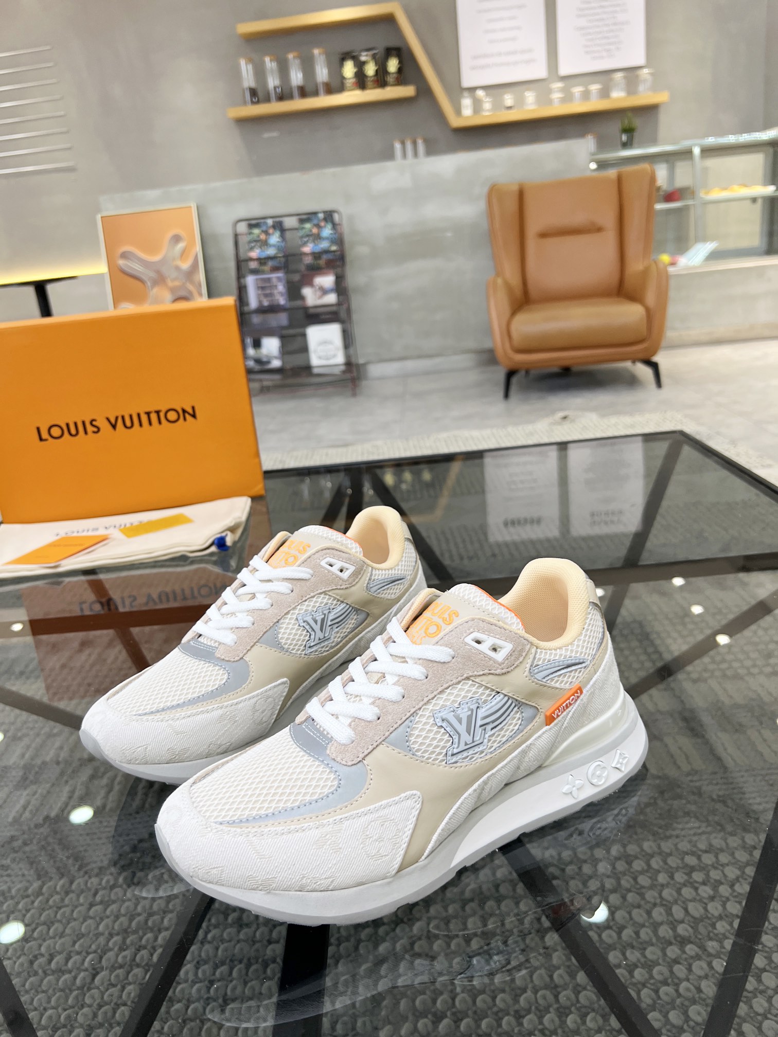 LOUIS VUITTON RUN AWAY SNEAKER 