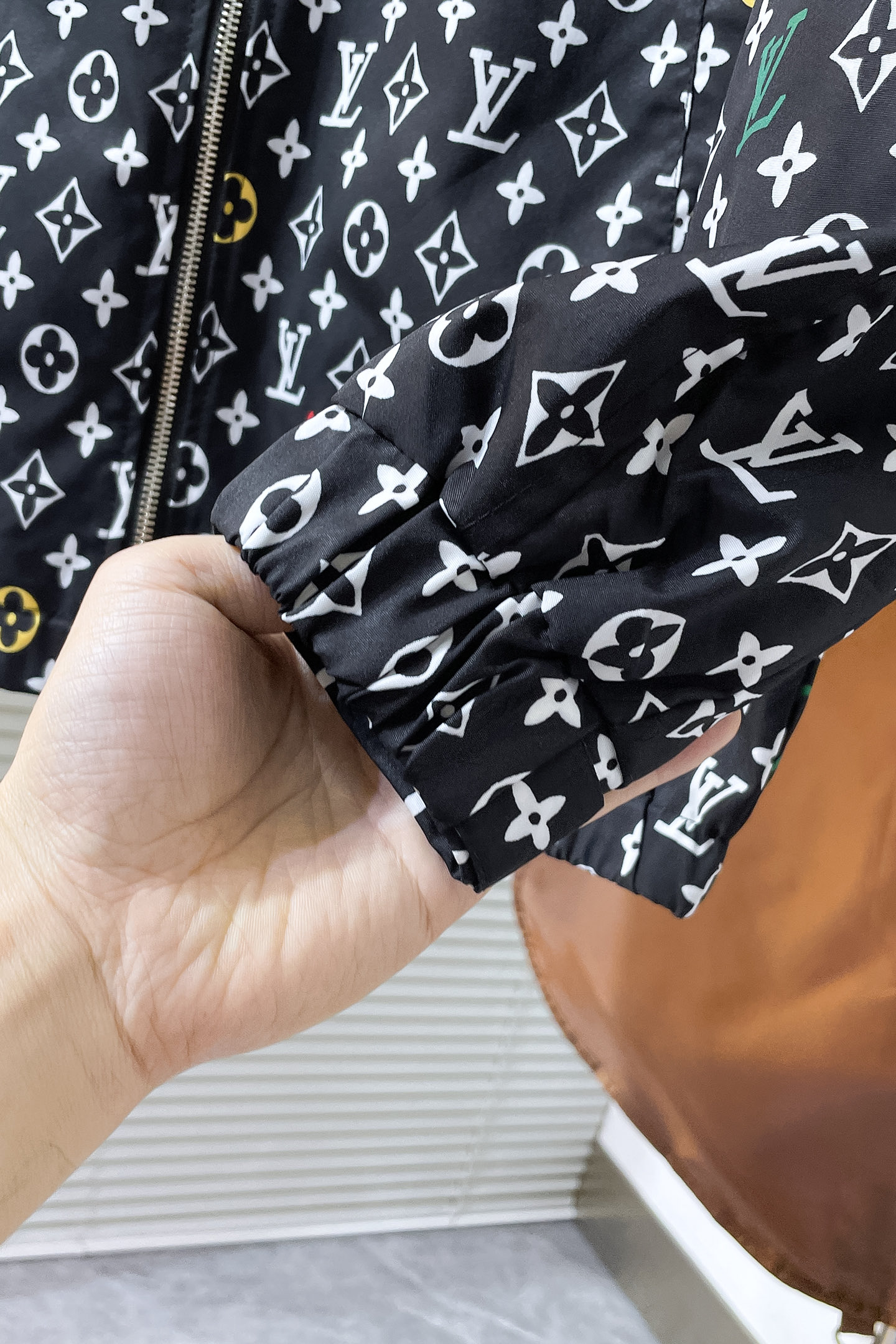LV