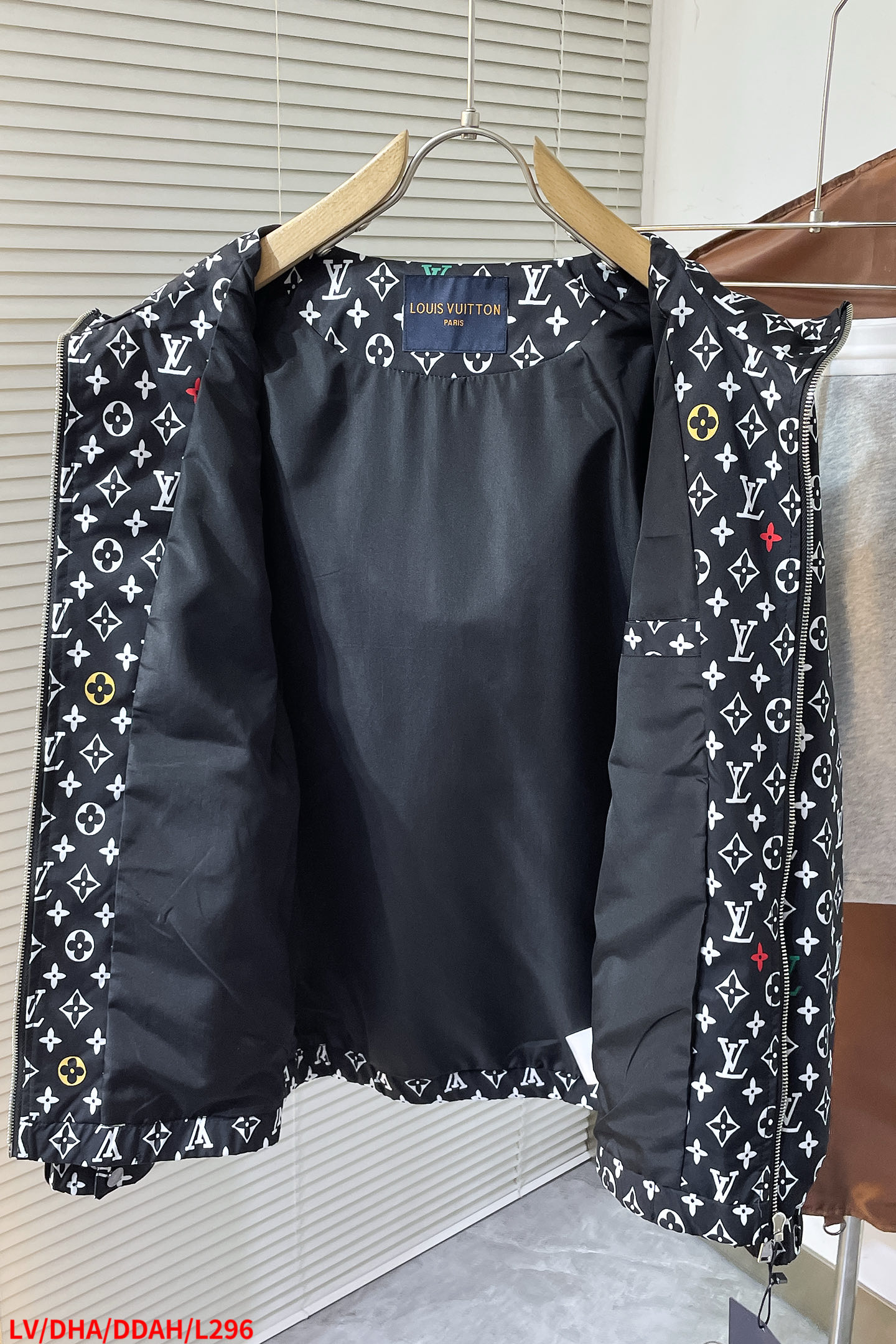 LV