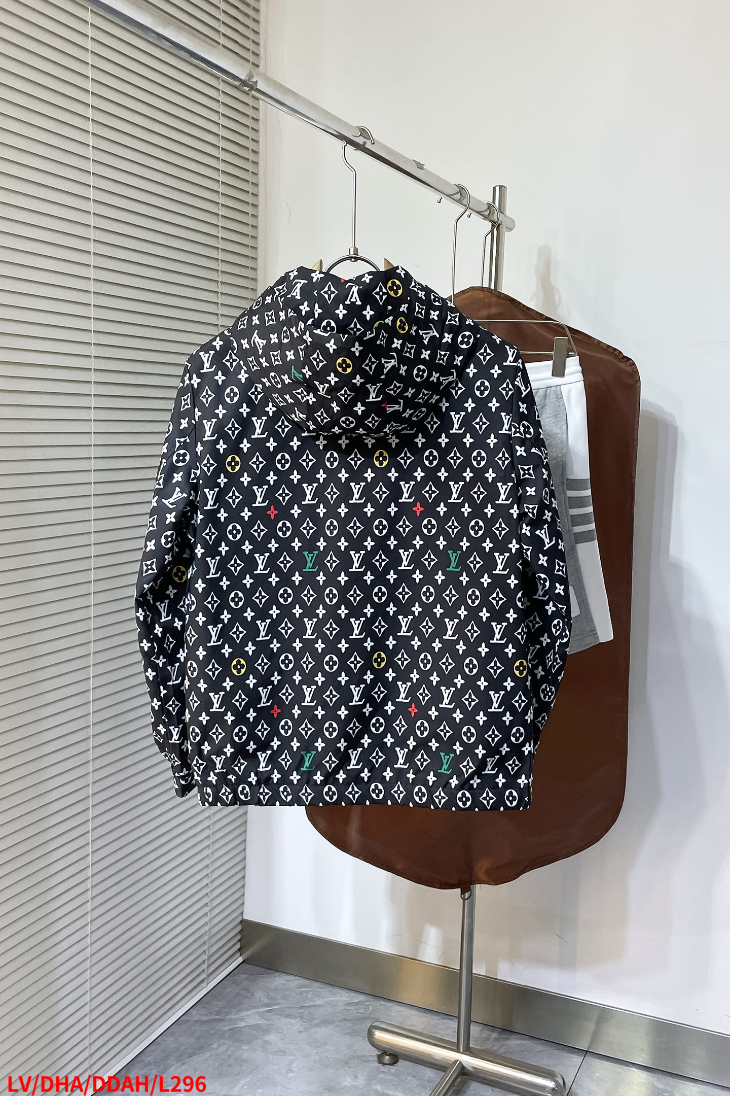 LV