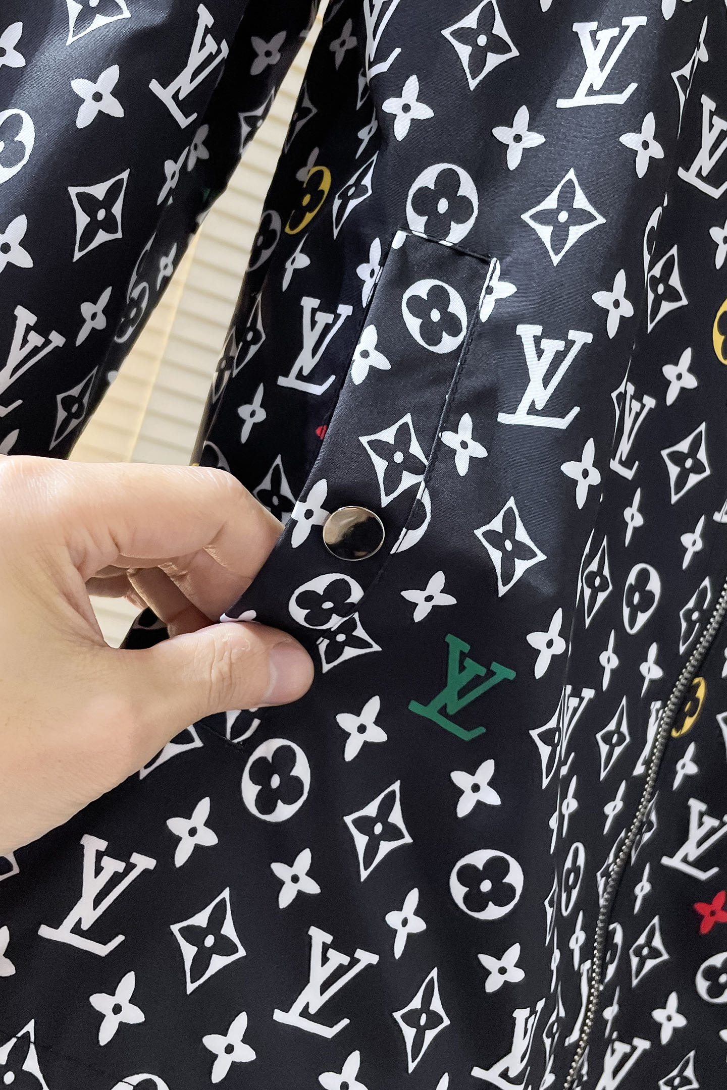 LV
