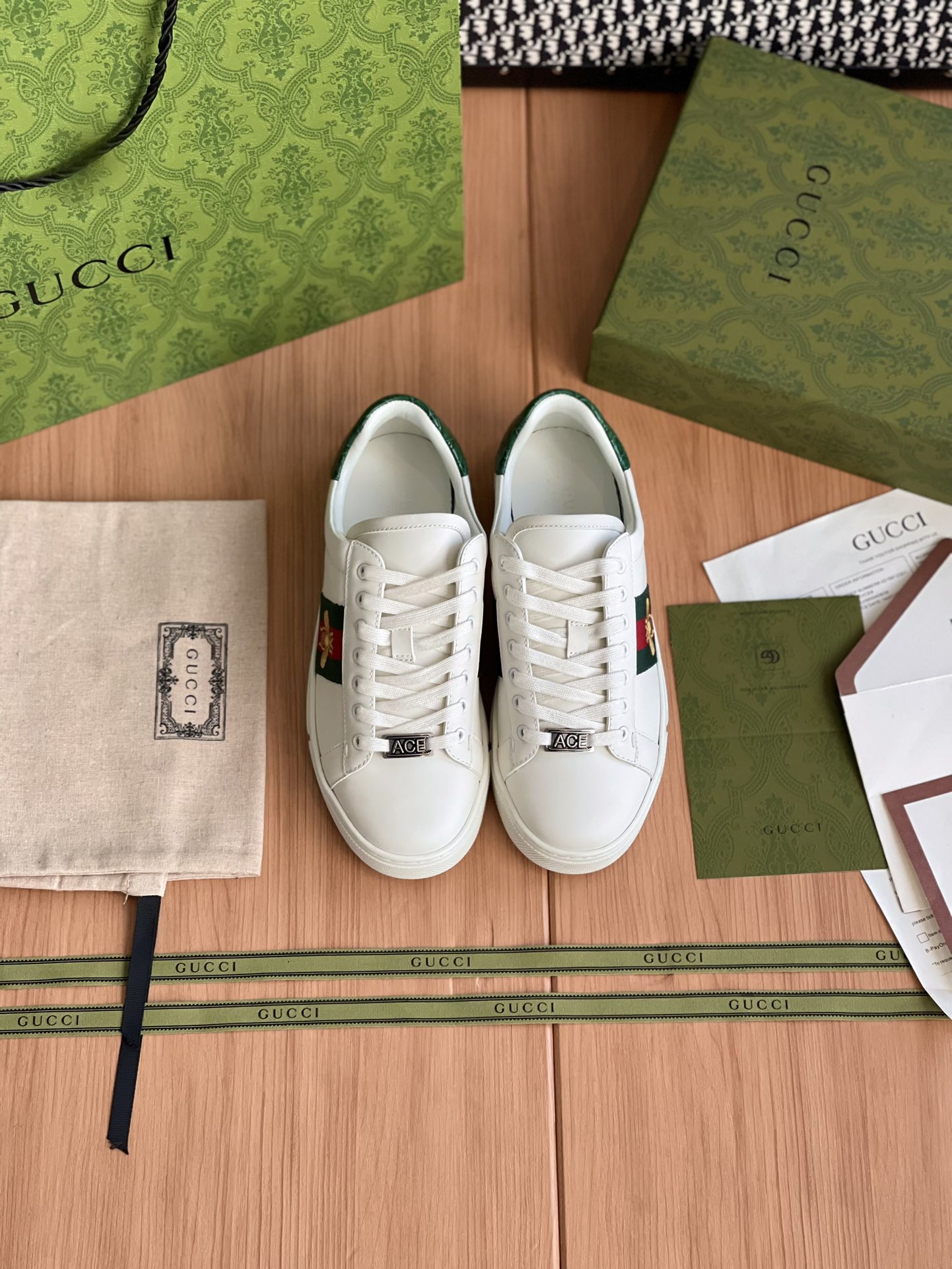 GUCCI SNEAKER