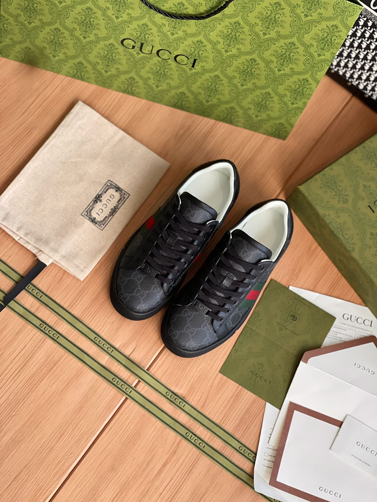 GUCCI SNEAKER