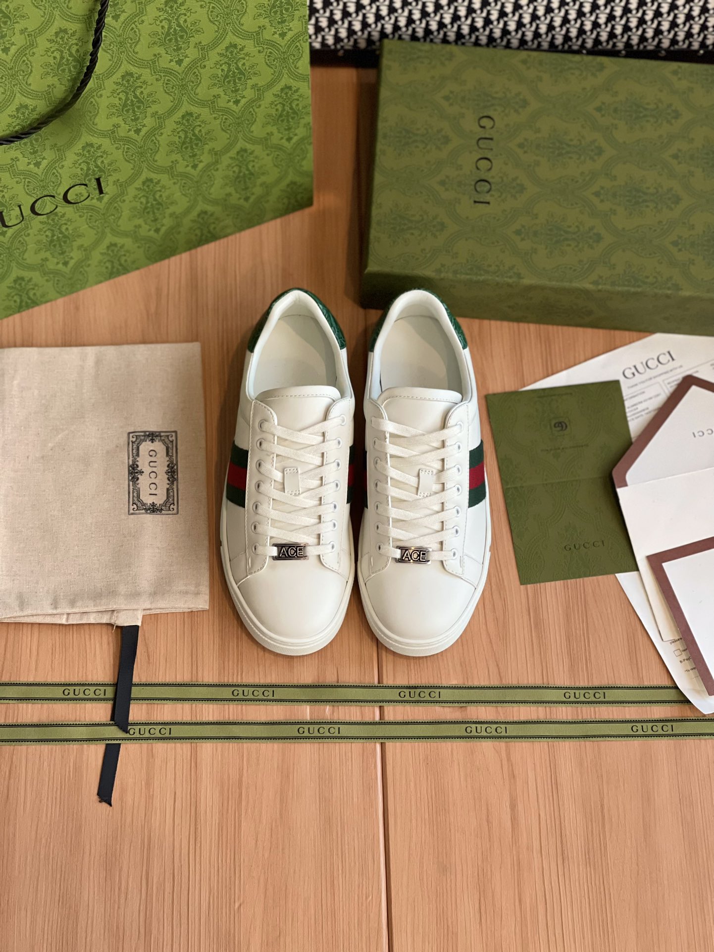 GUCCI SNEAKER