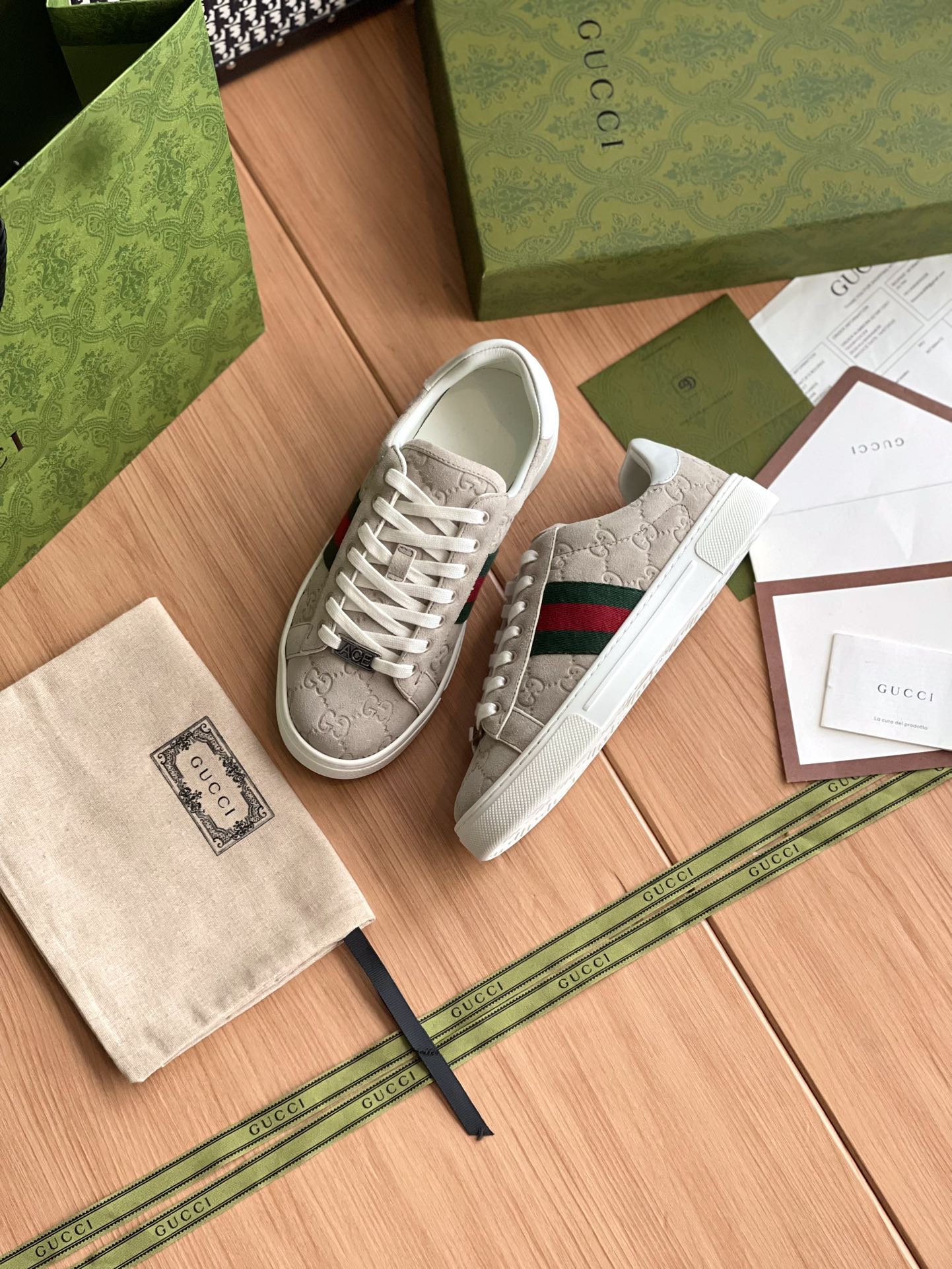 GUCCI SNEAKER