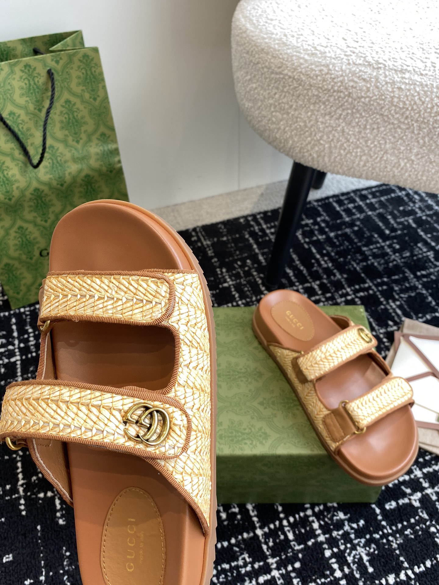 GUCCI 