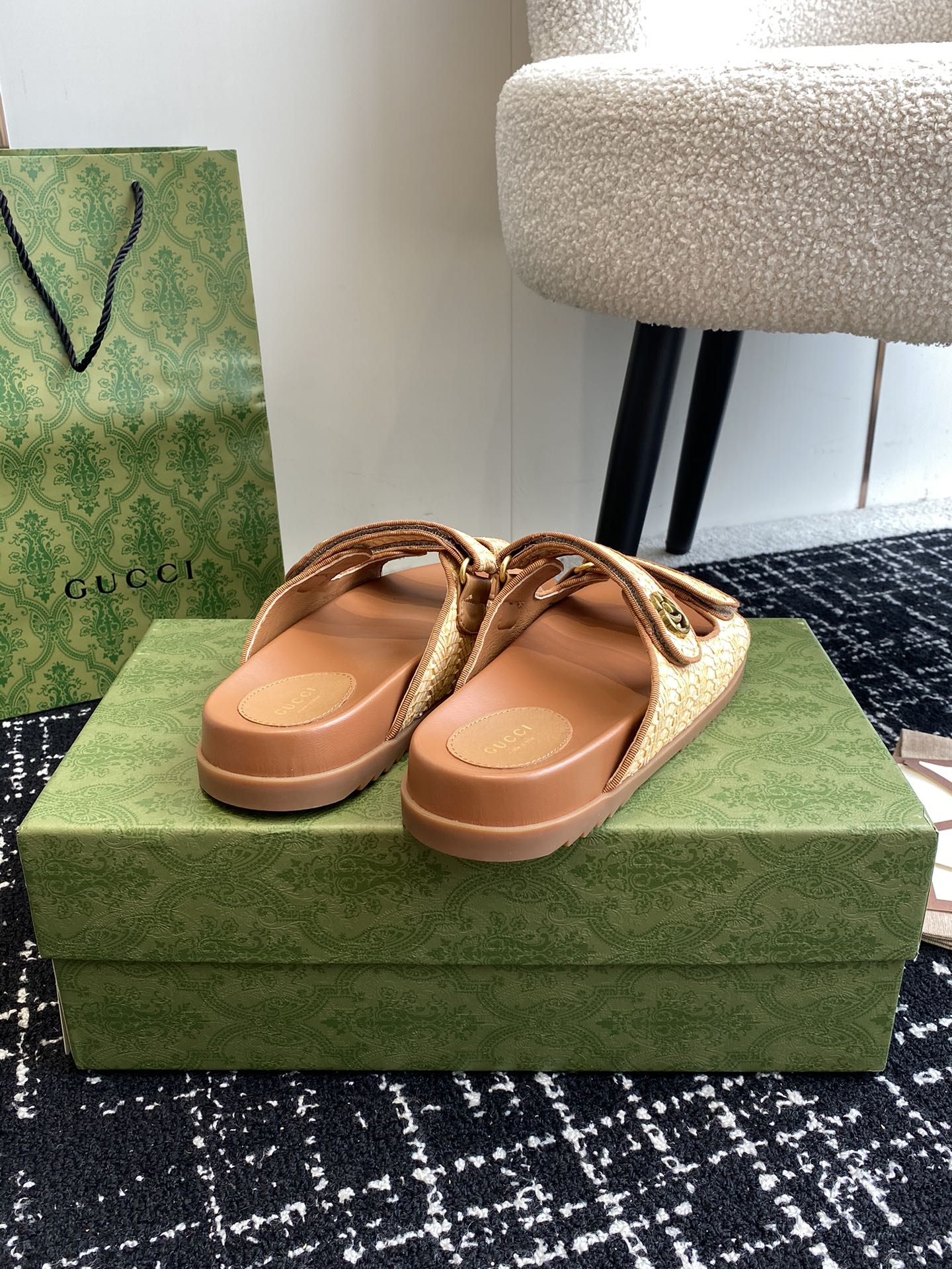 GUCCI 