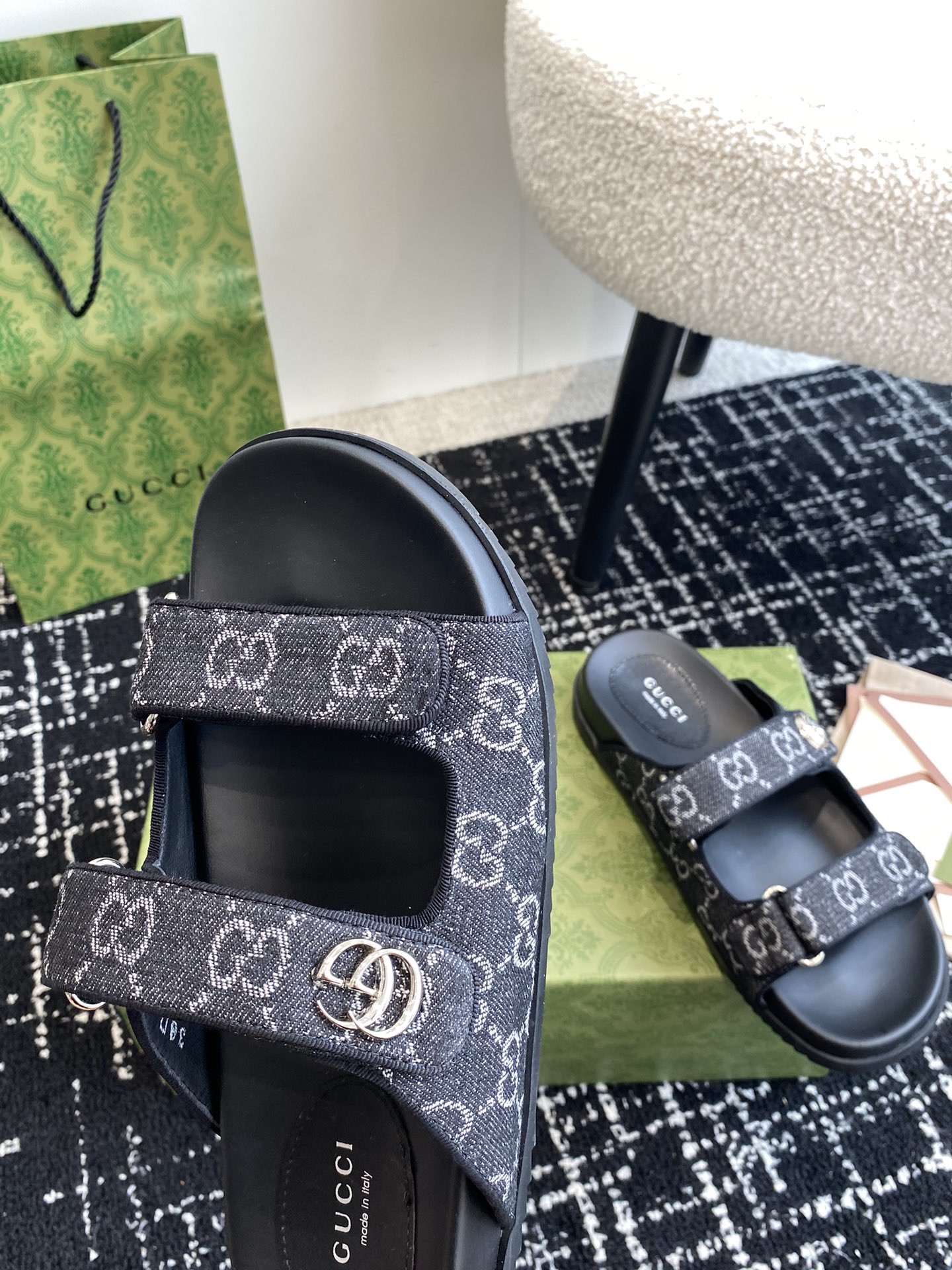 GUCCI 