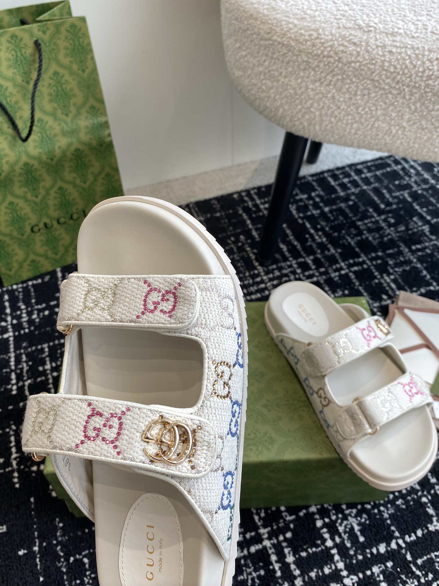 GUCCI 
