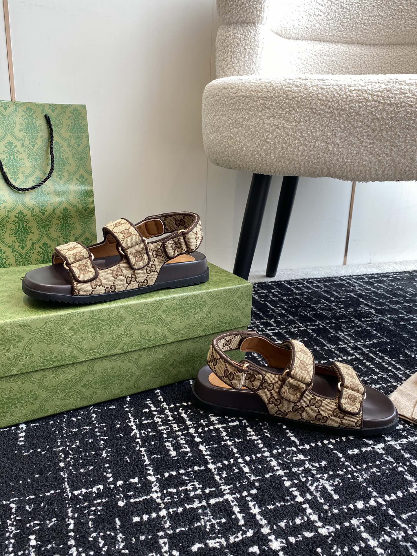 GUCCI 